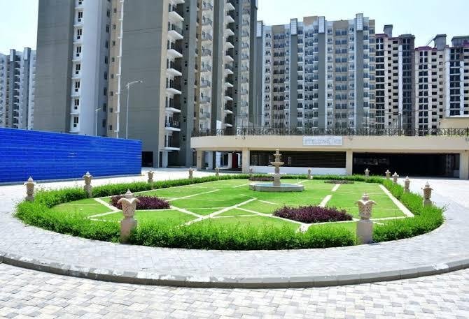 3BHK Flat Sale In Stellar One-2 In Noida Extension