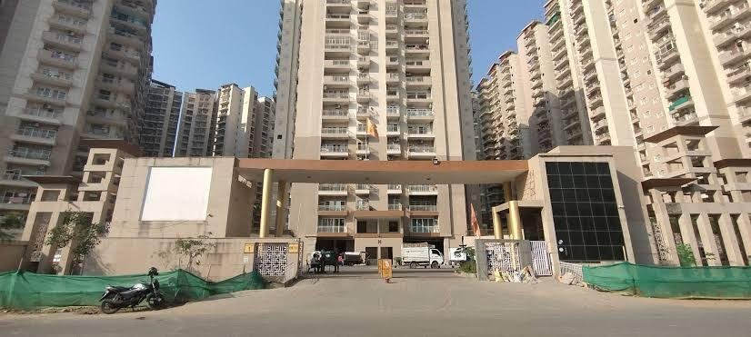 3BHK Flat Sale In Ajnara Homes, Greater Noida