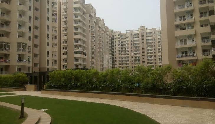 3BHK Flat Sale In Ajnara Homes, Greater Noida