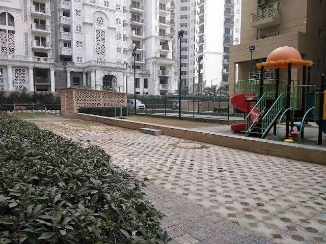2BHK Flat Sale In Paras Seasons, Noida