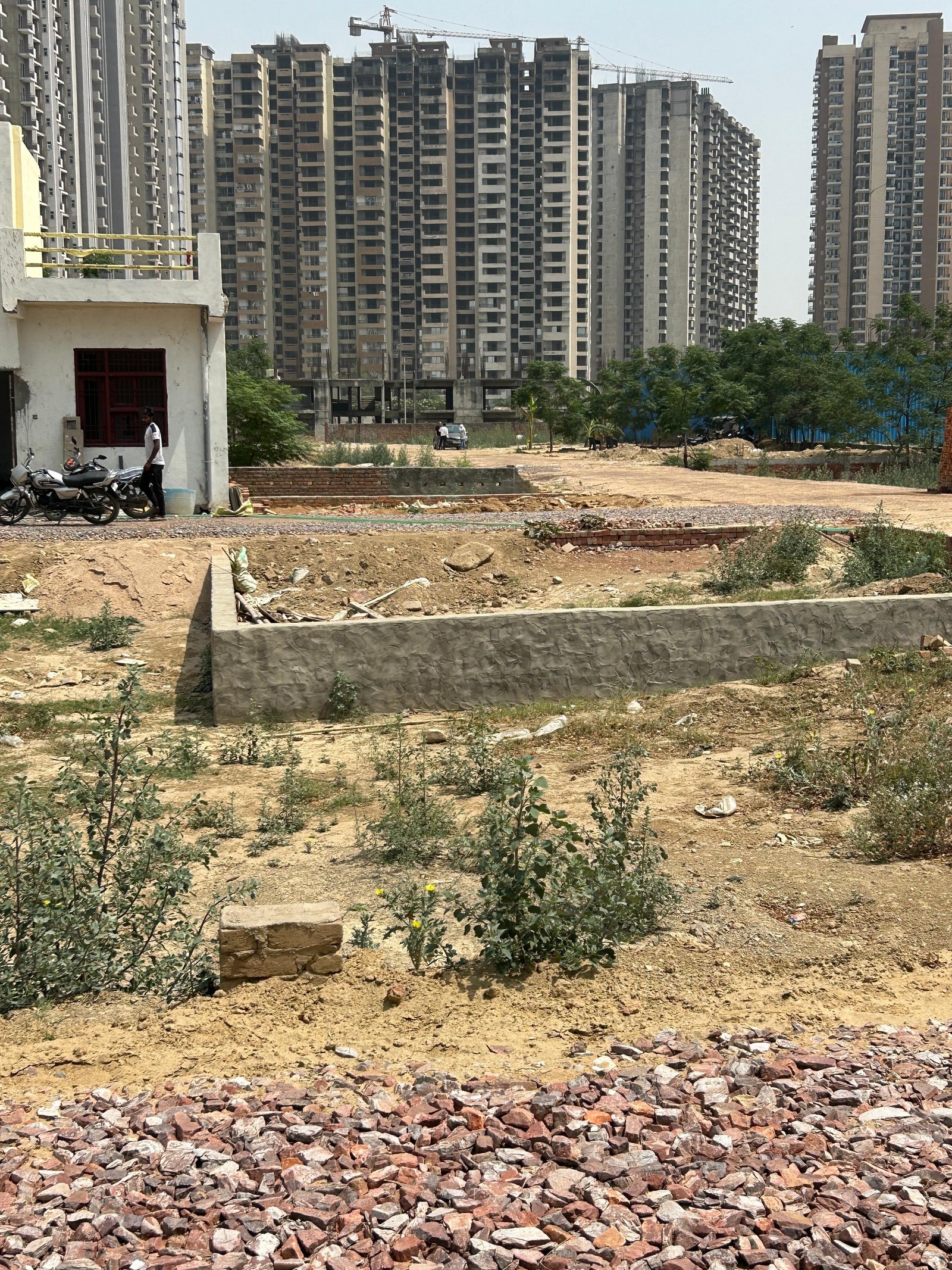 900 sqft Residential Plot in Sector 16, Noida"